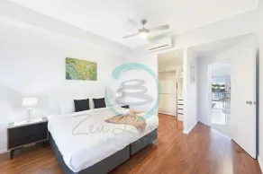 Zen Marina 1BR Bayview Private Balcony Modern - Image 5