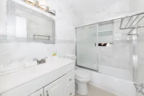 Sofi Beach Apartments - Image 2