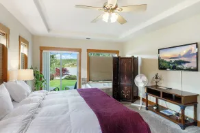 Sandpoint / Schweitzer Mtn  Luxury Lake Home avail  AUG 25-29 BOOKING  2027 SOON - Image 5