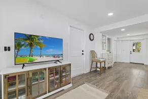 Beautiful Southern Charmer home overlooking the Dunes Golf Course and Wildlife pond - Image 2