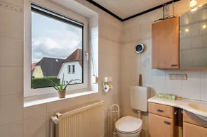 Holiday Home \"Nahe Ostsee\" with Private Terrace & Wi-Fi - Image 3