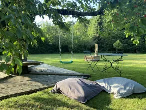 Farmhouse in residential village with private pool - Image 4