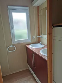 Chalet by the sea - Image 3