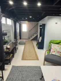 Waterfront- Yr 2025 Downstair den; no pet fees; toiletries for your convenience. - Image 2