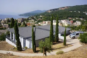 Detached villa - 2 south-facing terraces - Exceptional sea view - 5 minutes from the beach - Image 4