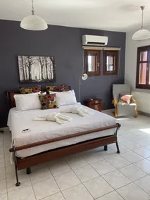 Family friendly villa with great surroundings close to village centre.. - Image 4