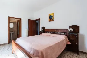 Apartment with 3 bedrooms, 2 bathrooms, and a terrace with a barbecue - Image 5