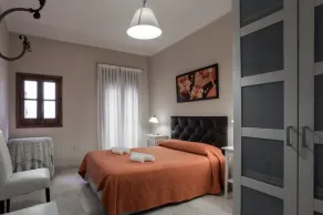Apartamento en el Centro Histórico de Sevilla. Wifi y Parking Gratis. [cc2] - Image 4