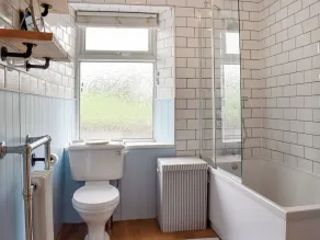 2 chambres à coucher à Allithwaite, near Grange-over-sands - Image 2