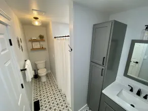 Whispering Pines Retreat-Newly Renovated Countryside Home - Image 3