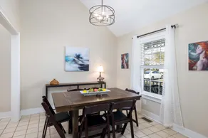 Family/Pet Friendly Riverfront Cottage with private Fishing Deck and Boat Dock. - Image 3