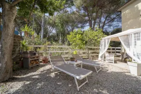 In the green and within walking distance of the beach App Edoardo - Image 5