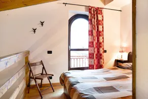 Apartamento 'Casa Sul Fiume' com vista para a montanha, varanda e acesso Wi-Fi - Image 5