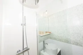 Appartement 36 m2 dans petite résidence calme et plage de sable fin à 200m - Image 4