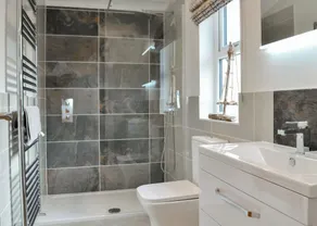 4 værelses bolig i Tenby - Image 2