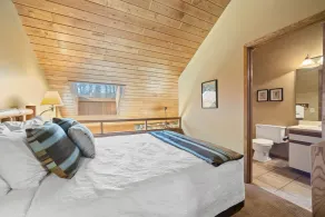 Lutsen Fall Basecamp - Trails + Views + Pool + Hot Tub - Image 5