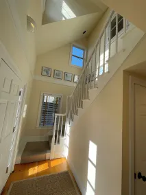 Wunderschönes Zuhause in der Stadt! 3 br, / 3ba, abgeschirmte Veranda - 3 Ebenen des Lebens & Parken x2 - Image 2