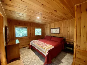 Up North Gem on Diamond Lake - Image 4