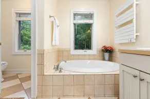 Luxury Black Bear Lodge: Stunning 4 Season Mountain Views! Perfect for Families. - Image 3