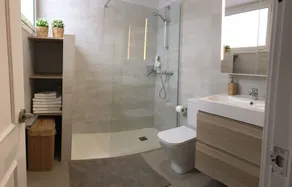 Lejlighed med havudsigt og nem adgang til fods i privat urbanisering - Image 3