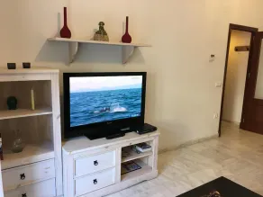 Apartment in City Center, Plaza del Cabildo - Image 2