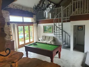SCHÖNER STEIN LANG IM FRIEDEN MIT HEIZBAD - Image 3