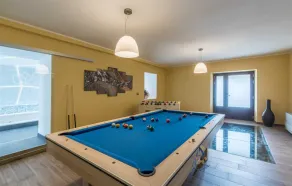 Luxury Mediterranean 4-BR Villa for 8 with Sauna and Heated Pool - Image 4
