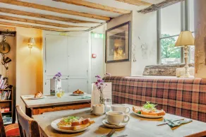 Grace - Tiger Inn - Image 2