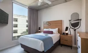 2BD/Austin with 2 Baths and Rooftop Pool! - Image 5