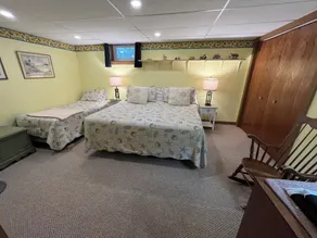 Peaceful Basement Apartment among serene woods, paths, and a stream near Acadia  - Image 2