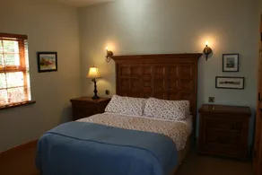 1st Class Cottage Location - Teach Mor Cottage at The Priory Killarney Courtyard - Image 4