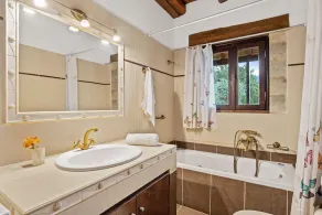 Villa Maza, beautiful stone villa in traditional village Maza, Chania - Image 2