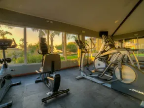 2 bd/3 ba condo with private patio, jacuzzi - Image 3