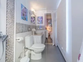 Magnifique maison de vacances privée pour 6 personnes avec climatisation, WIFI, TV et patio - Image 5