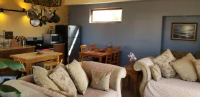 Large Custom Guest House On Hill Top Estate In Bonsall - Image 5