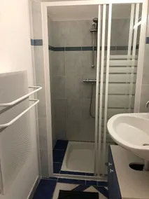 MAISON MAGNIFIQUE VUE MER SUR DOMAINE D'ALZONE RIVE SUD, 4 chambres, 3sdb, 4 Wc - Image 3