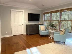 Spring is here! Message me for your 20% off discount offer per night!  - Image 2