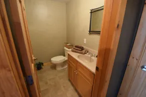 Indian Hallow Blue Jacket Cabin - Image 3