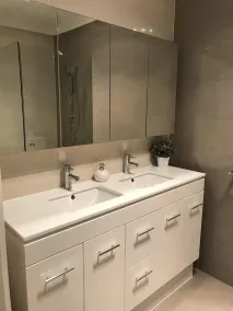 Luxueuse maison de ville 2BR 2. 5BATH - Image 4