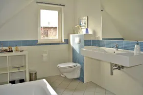 Hus 1 - halmtak hus i fiskebyn - Image 2