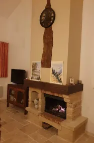 Spacious cottage in the countryside - Image 2