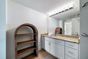 BEACHFRONT, FAMILY FRIENDLY, GROUND FLOOR, INDOOR/OUTDOOR POOL - Image 3