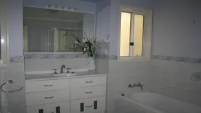 Surfside Dreaming Cottage at One Mile Beach - Image 2
