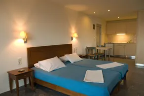 Mirabella Triple Studio with Sea View - Image 3