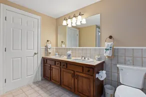 Gorg 6KSF w lrg pool, sleeps 12, 4.5 baths, rec room w bar, pool table & gym. - Image 5