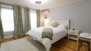 Beautiful Remodeled Downtown Frederick Cottage (Pet-Friendly) - Image 4