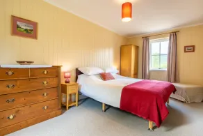 Family-friendly brand new cottage situated next to the golf course - Image 5