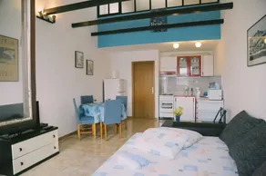 FIRST ROW BEACH APARTMENT - Image 2