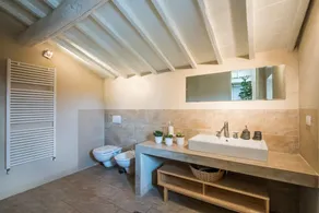 Tuscan Escape – Charming Apartments with Pool, Jacuzzi, Sauna, Vineyards & Forests near Siena - Image 2