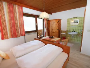 Smuk lejlighed for 4 gæster med WIFI, TV, terrasse og panorama udsigt - Image 5